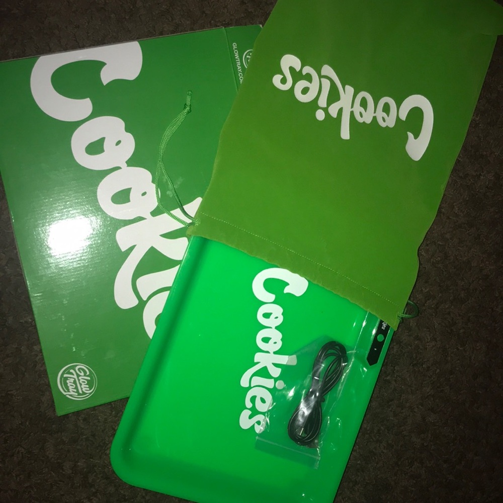 Cookies Rechargeable Glow Trays (Authentic) - Picture 2 of 4